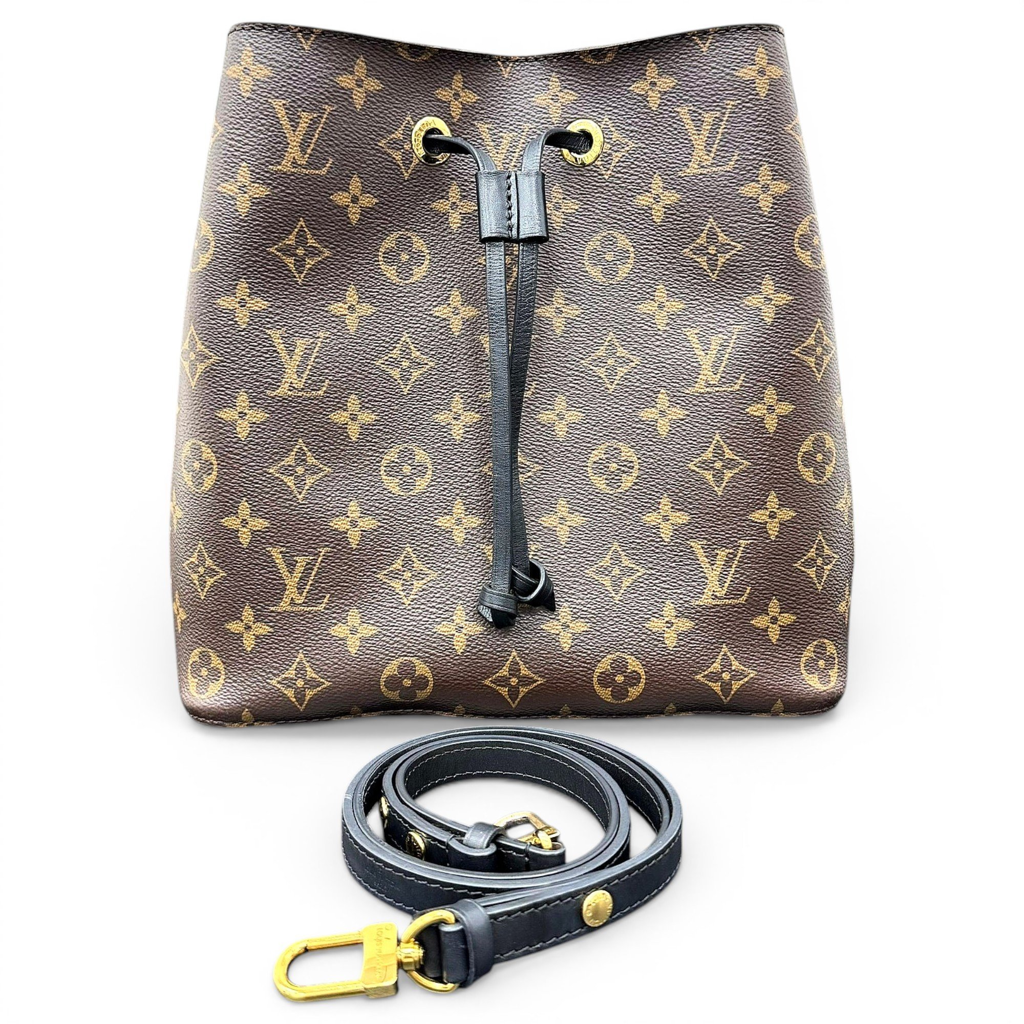 NéoNoé leather handbag