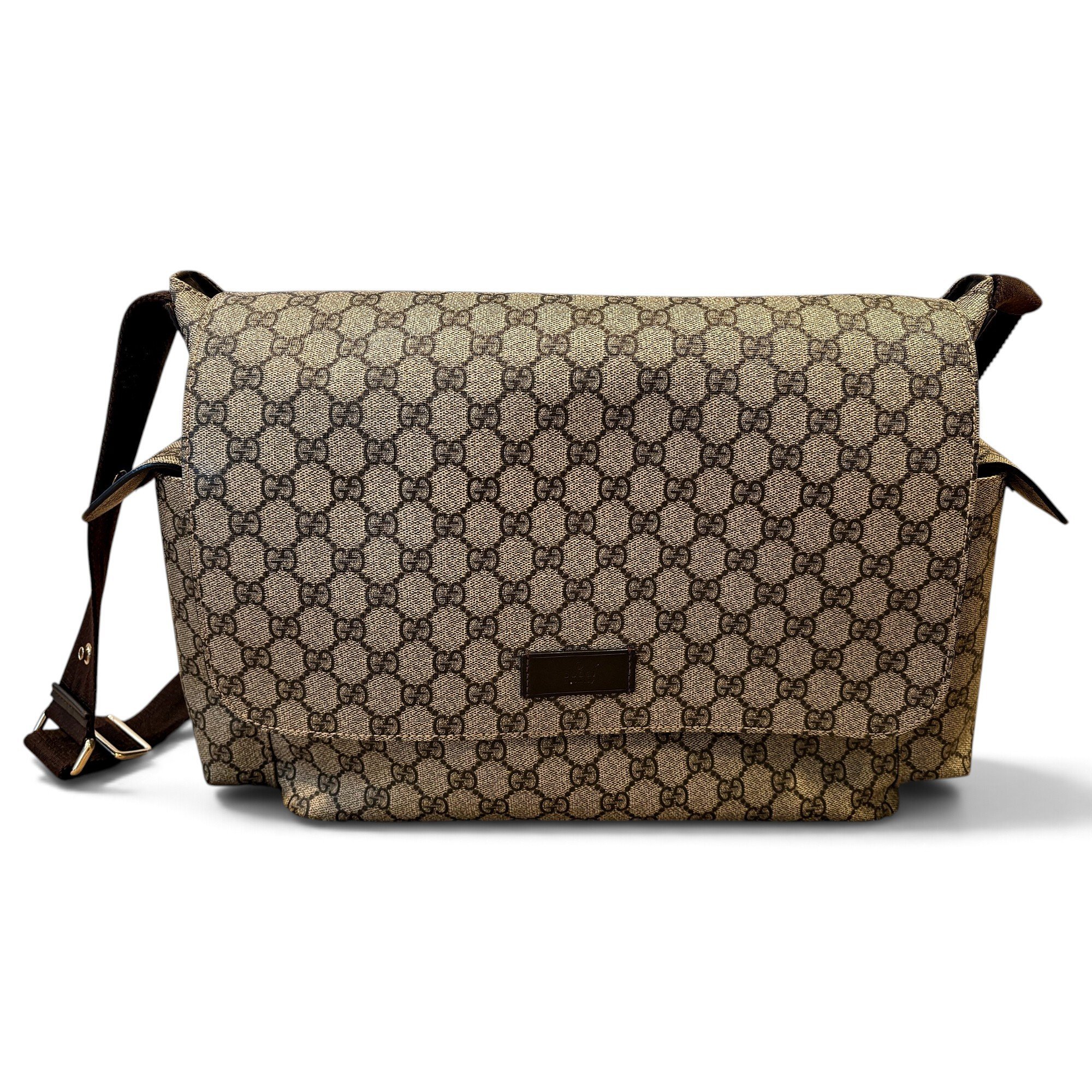 Leather travel bag
