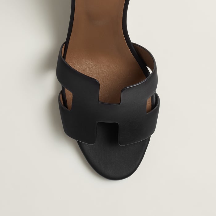 Noir Legend Sandal
