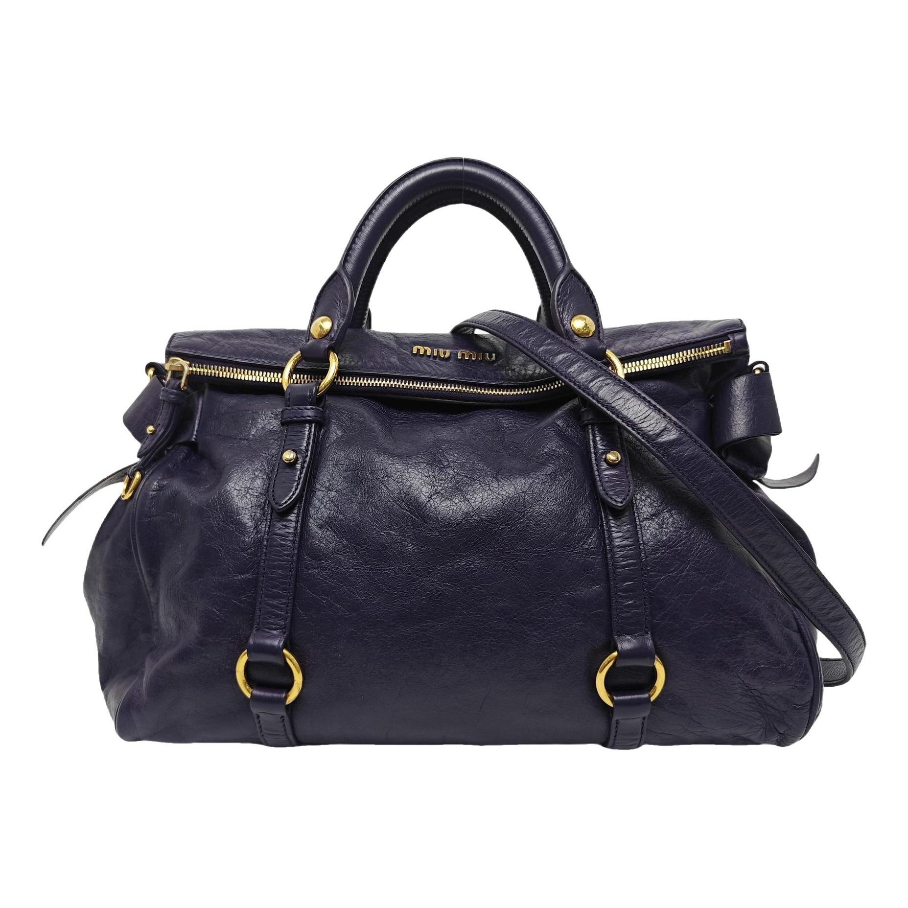 Vitello leather crossbody bag