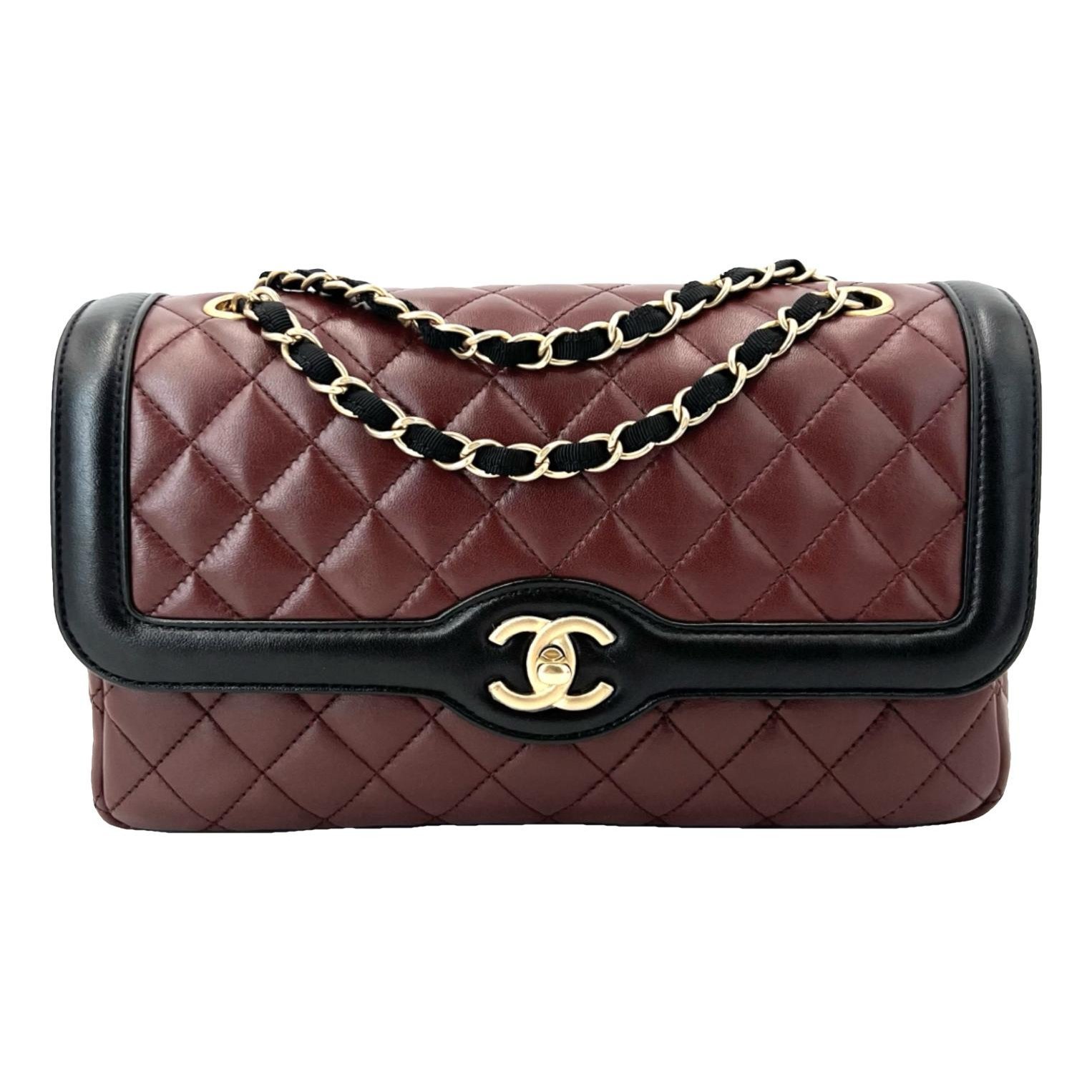 Timeless/Classique leather crossbody bag