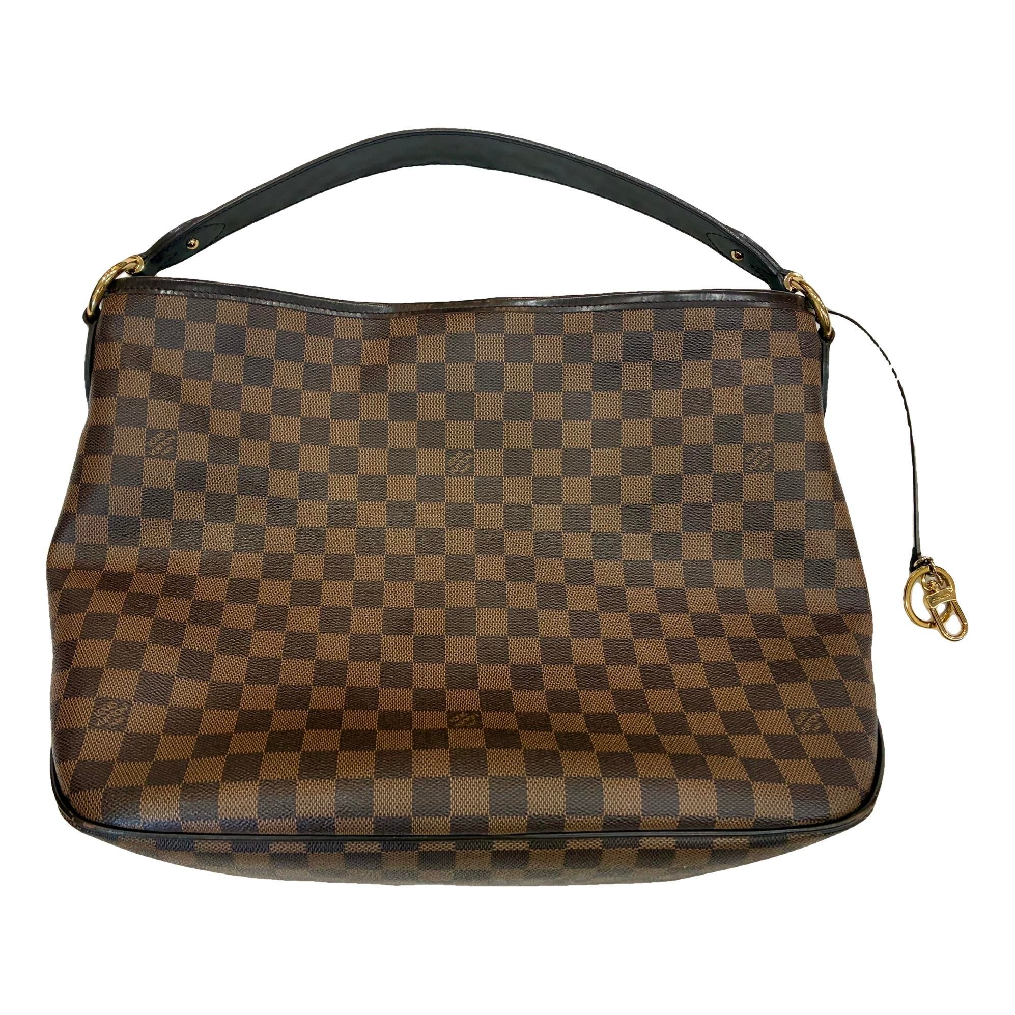 Graceful vegan leather handbag