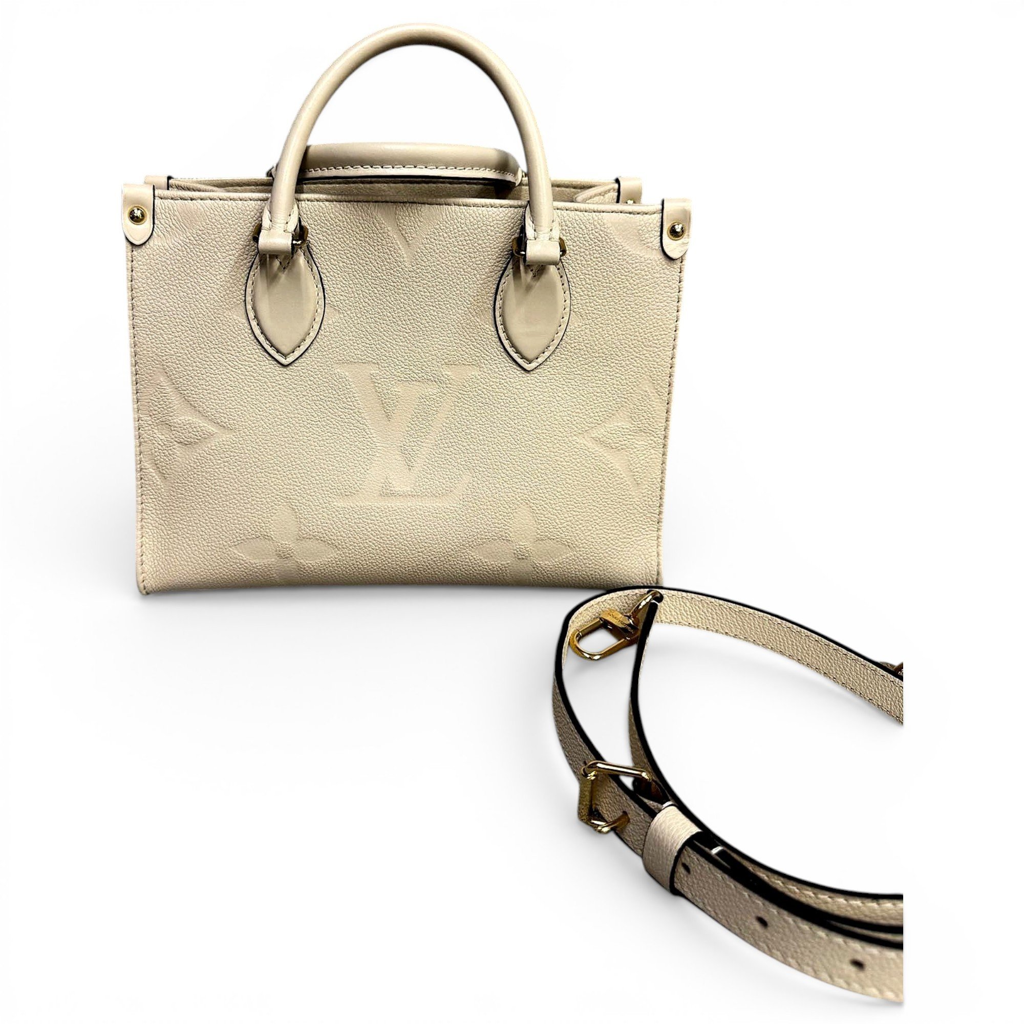 Onthego leather tote