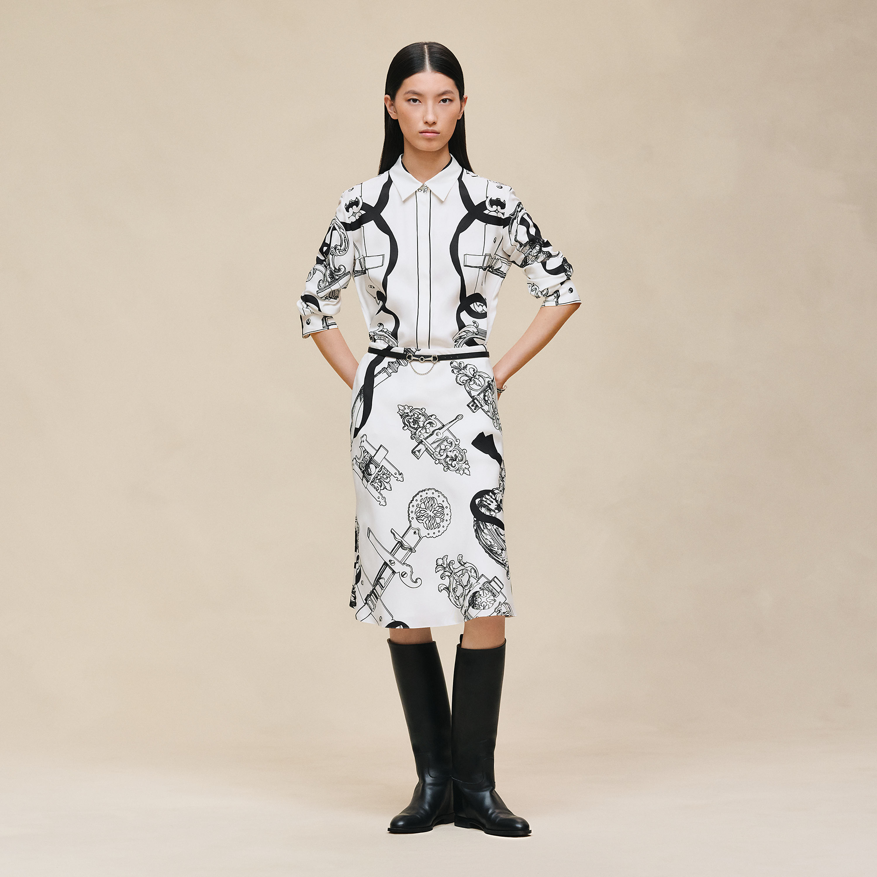 "Ferronnerie Remix" slanted skirt