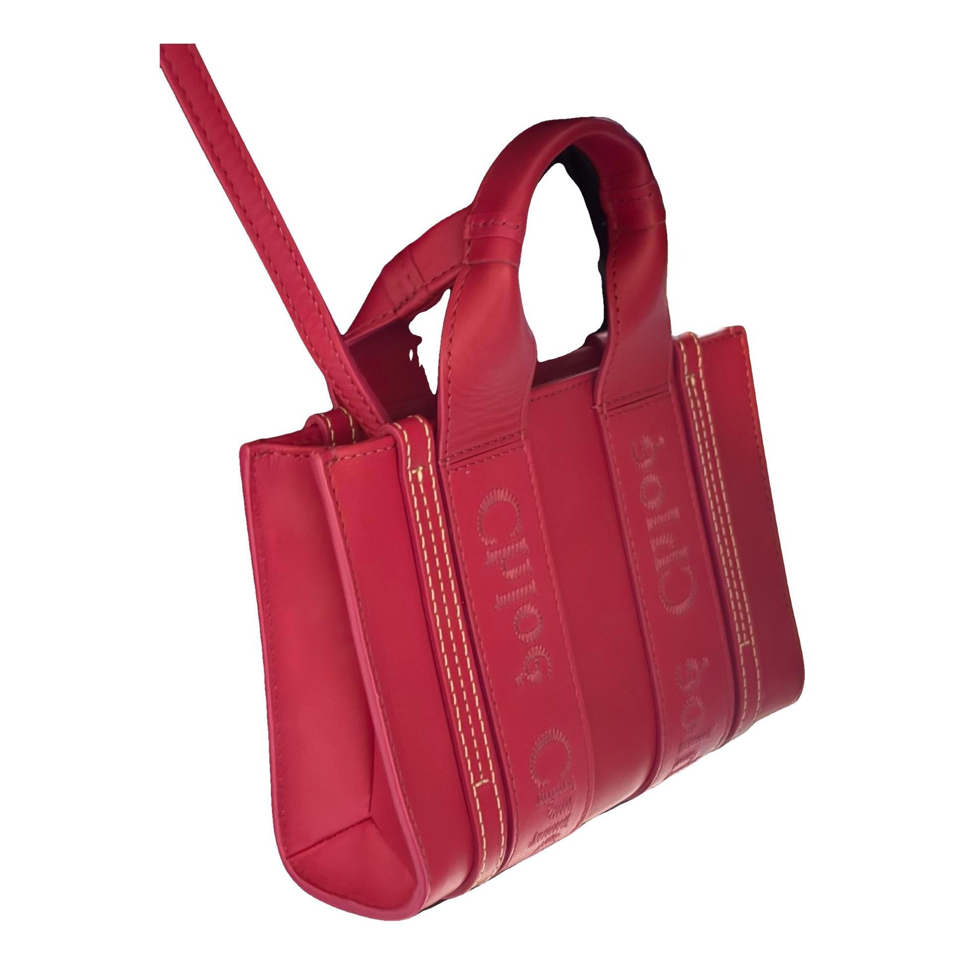 Woody leather tote