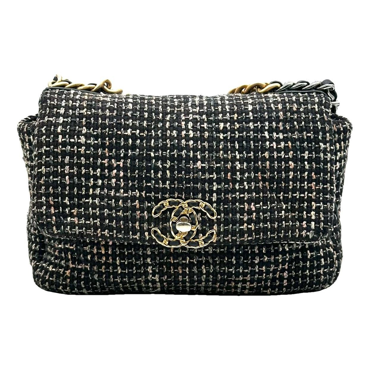 Chanel 19 tweed handbag