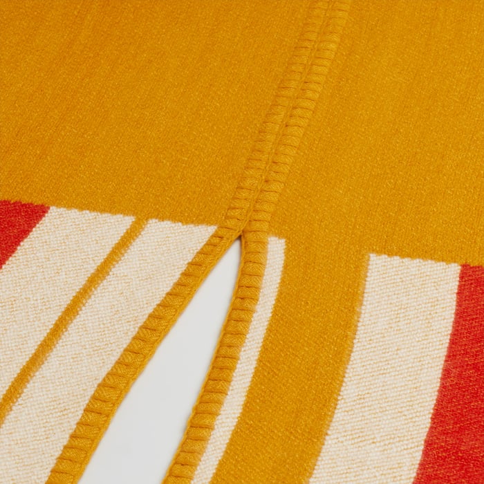 H Bayadere Poncho Blanket