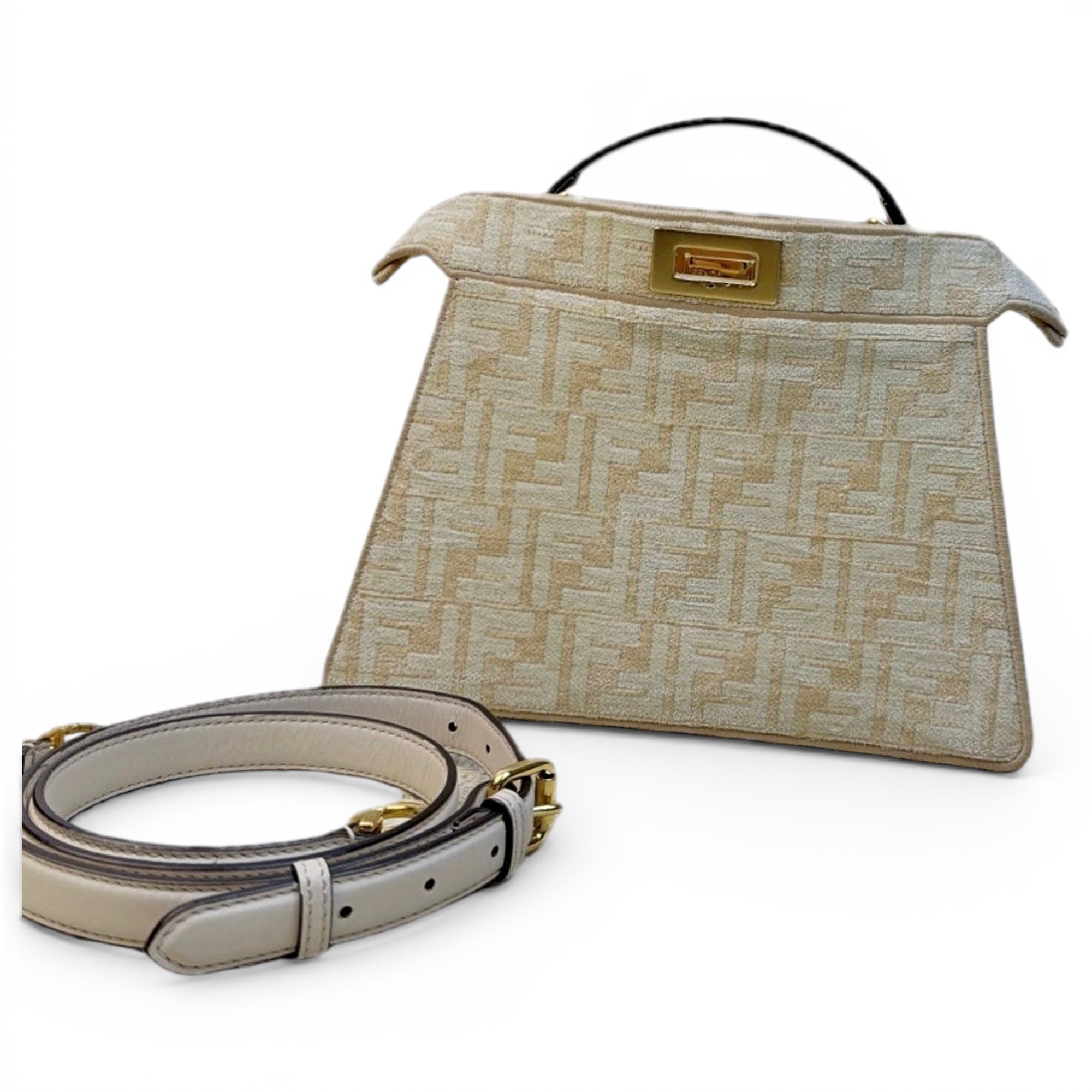 Peekaboo IseeU cloth handbag