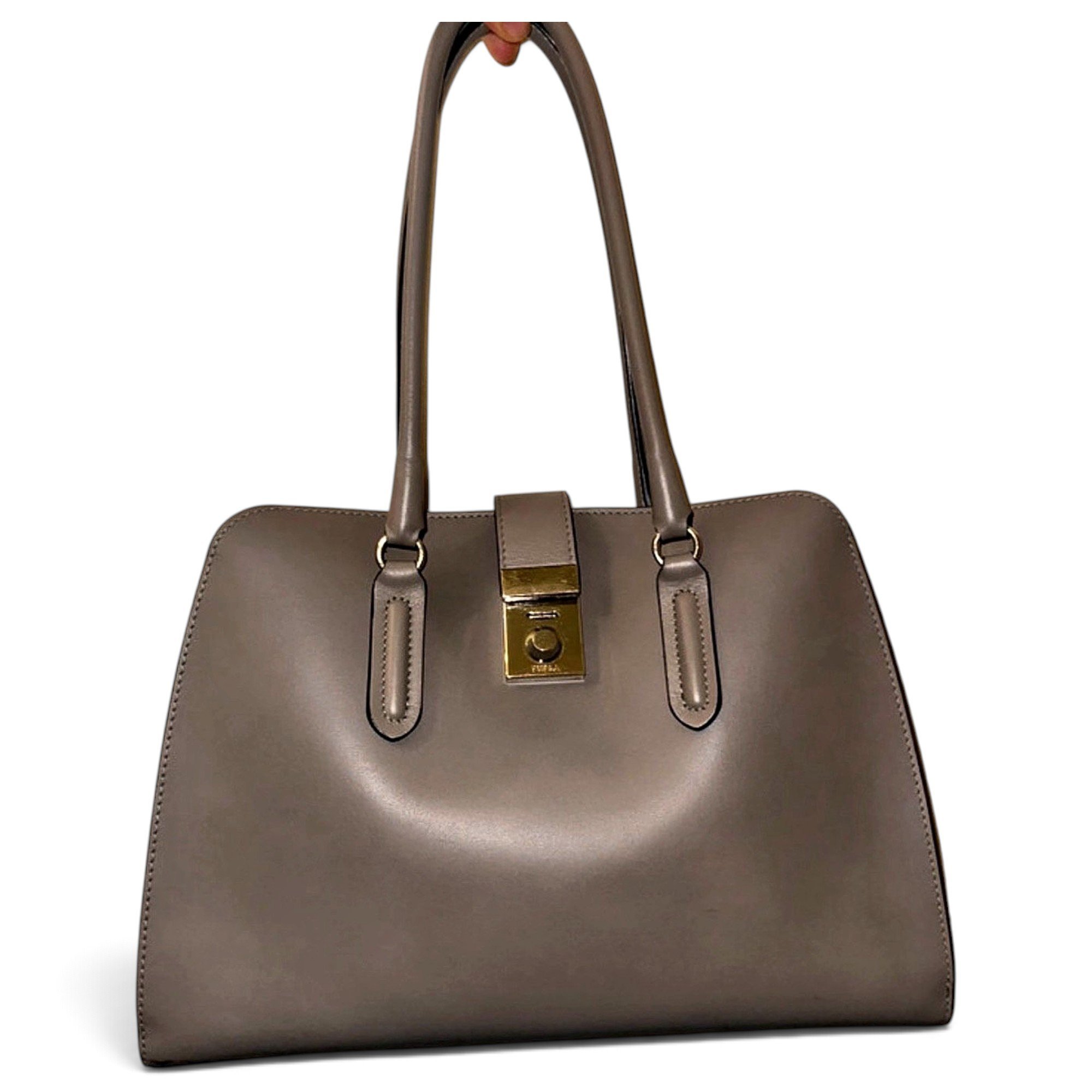 Leather tote