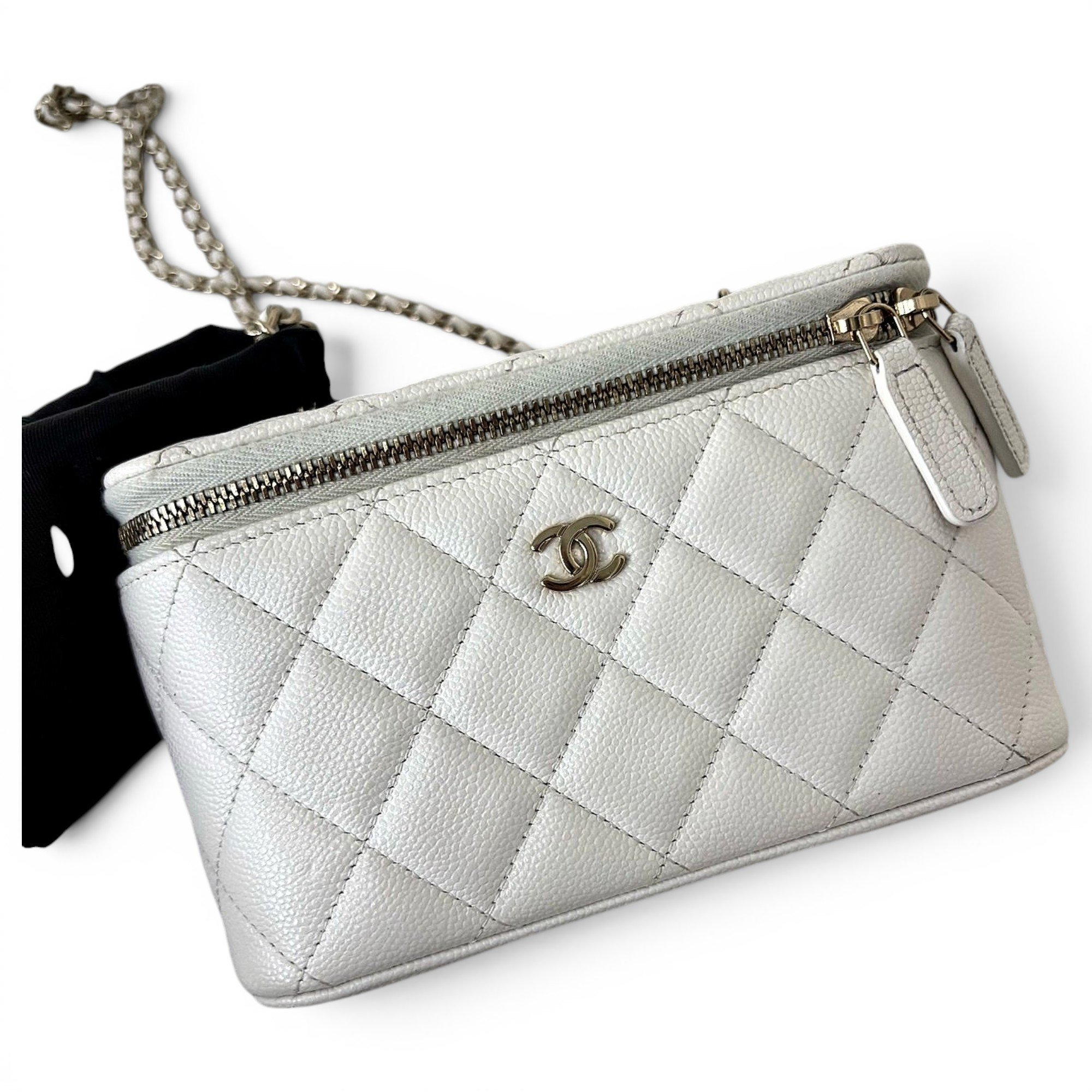 Trendy CC Vanity leather handbag