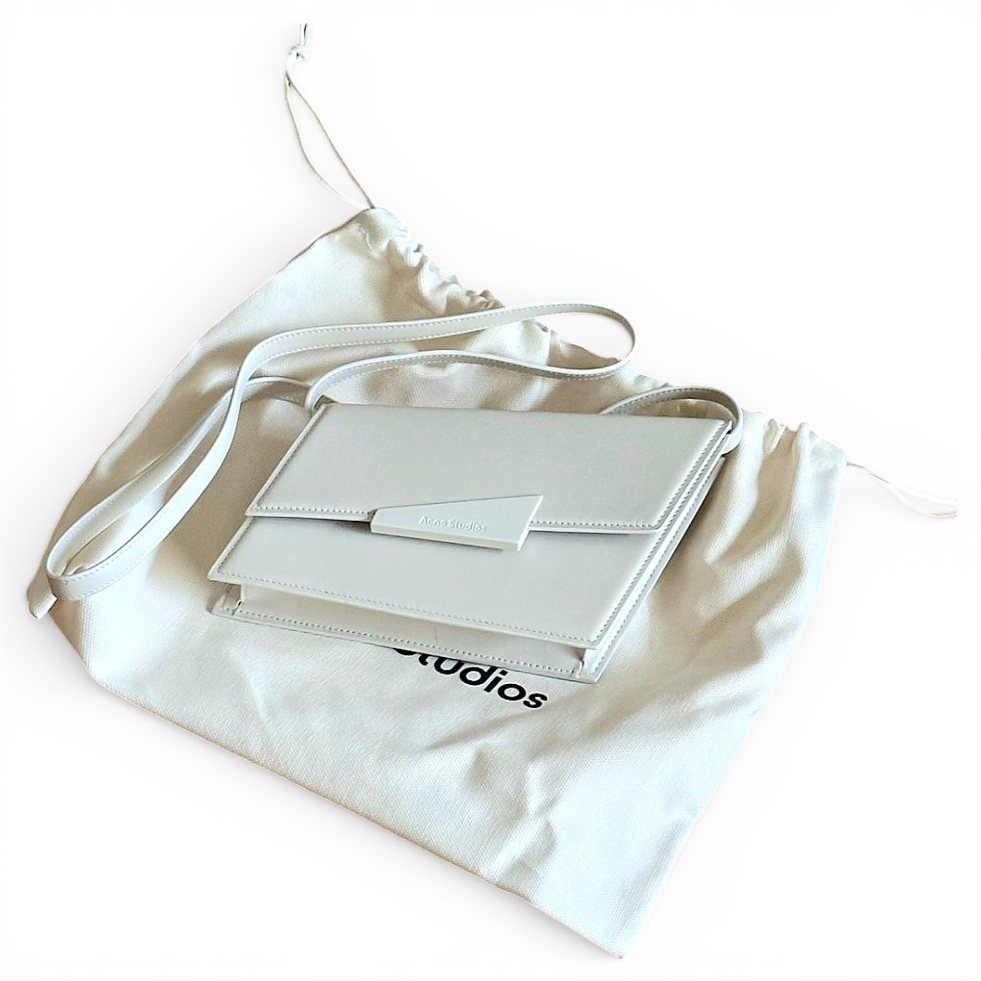Leather crossbody bag