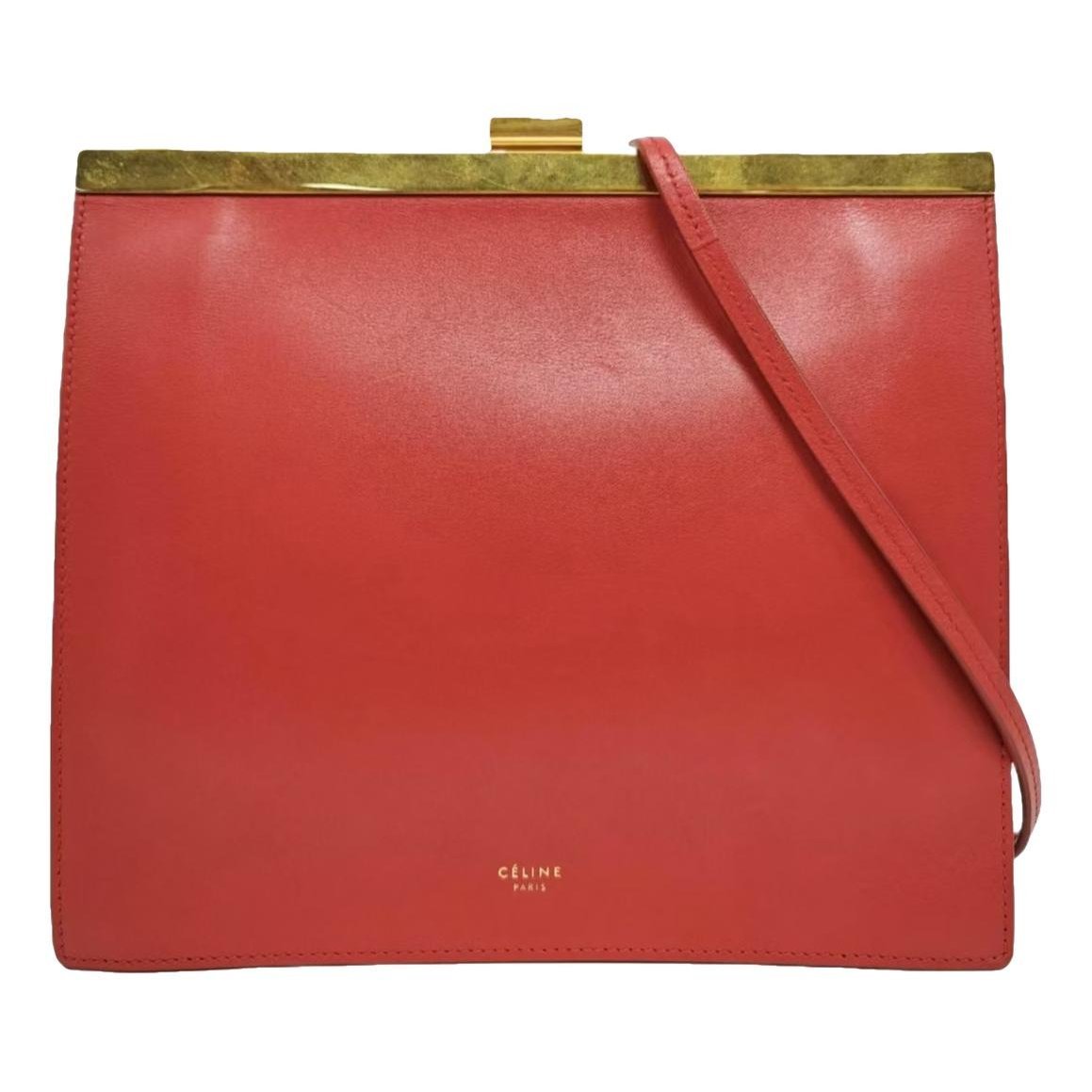 Clasp leather tote