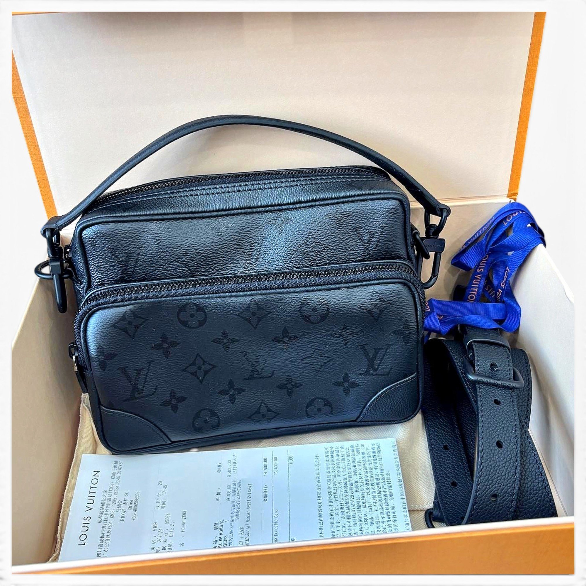 Leather handbag