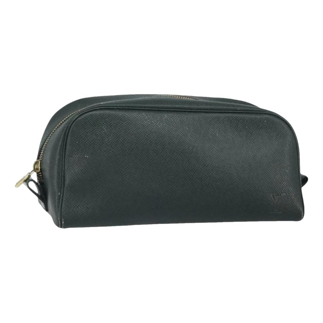Clutch bag