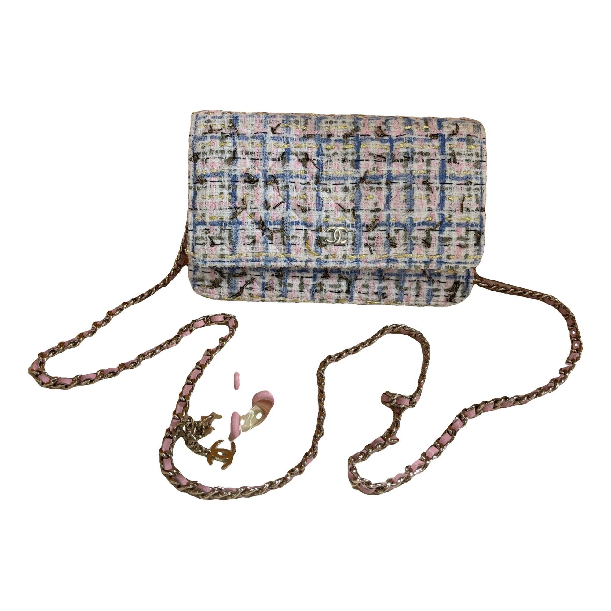 Wallet On Chain Timeless/Classique tweed crossbody bag