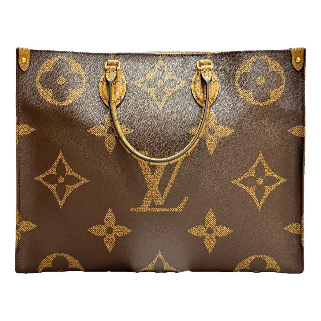 Onthego leather handbag