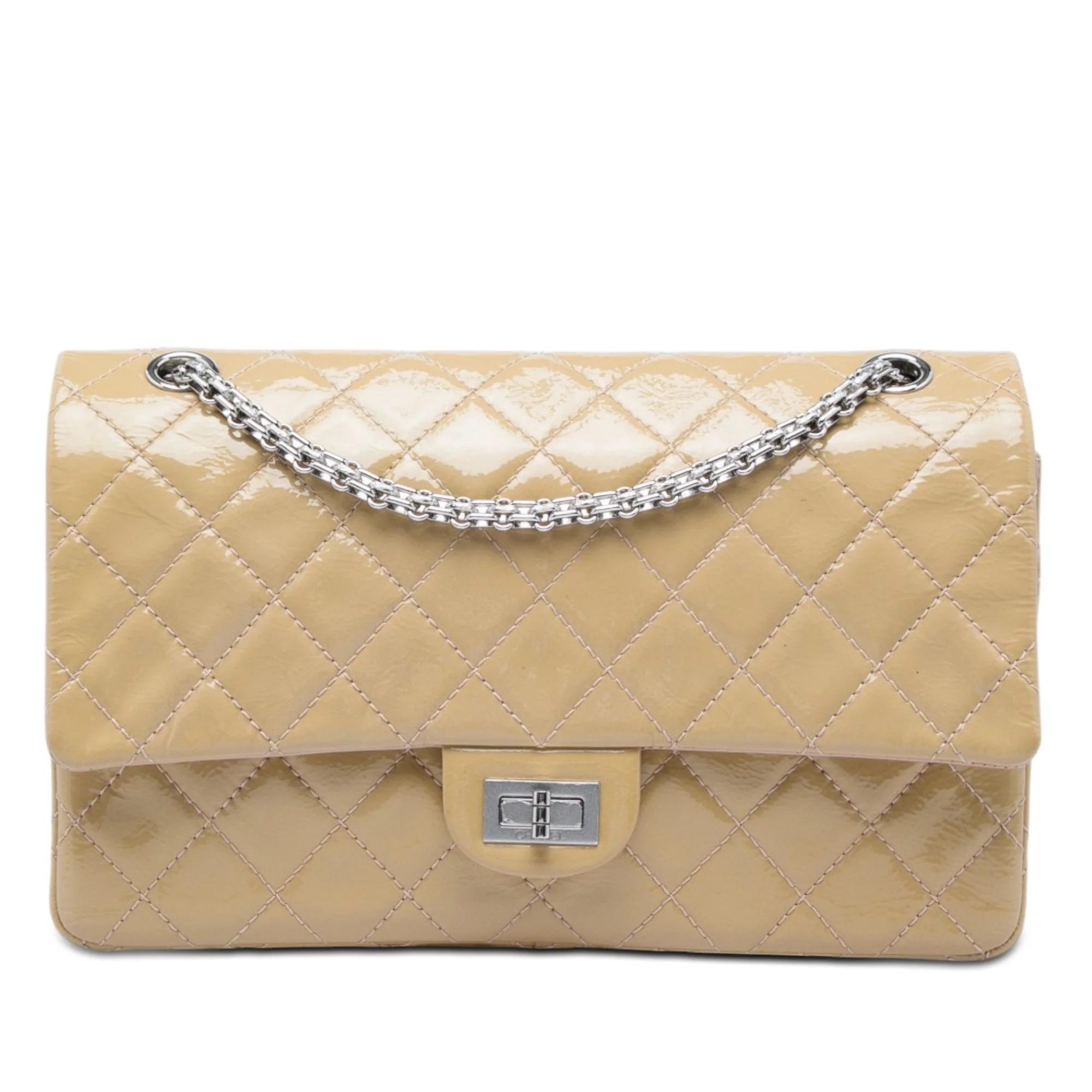 Timeless/Classique patent leather handbag