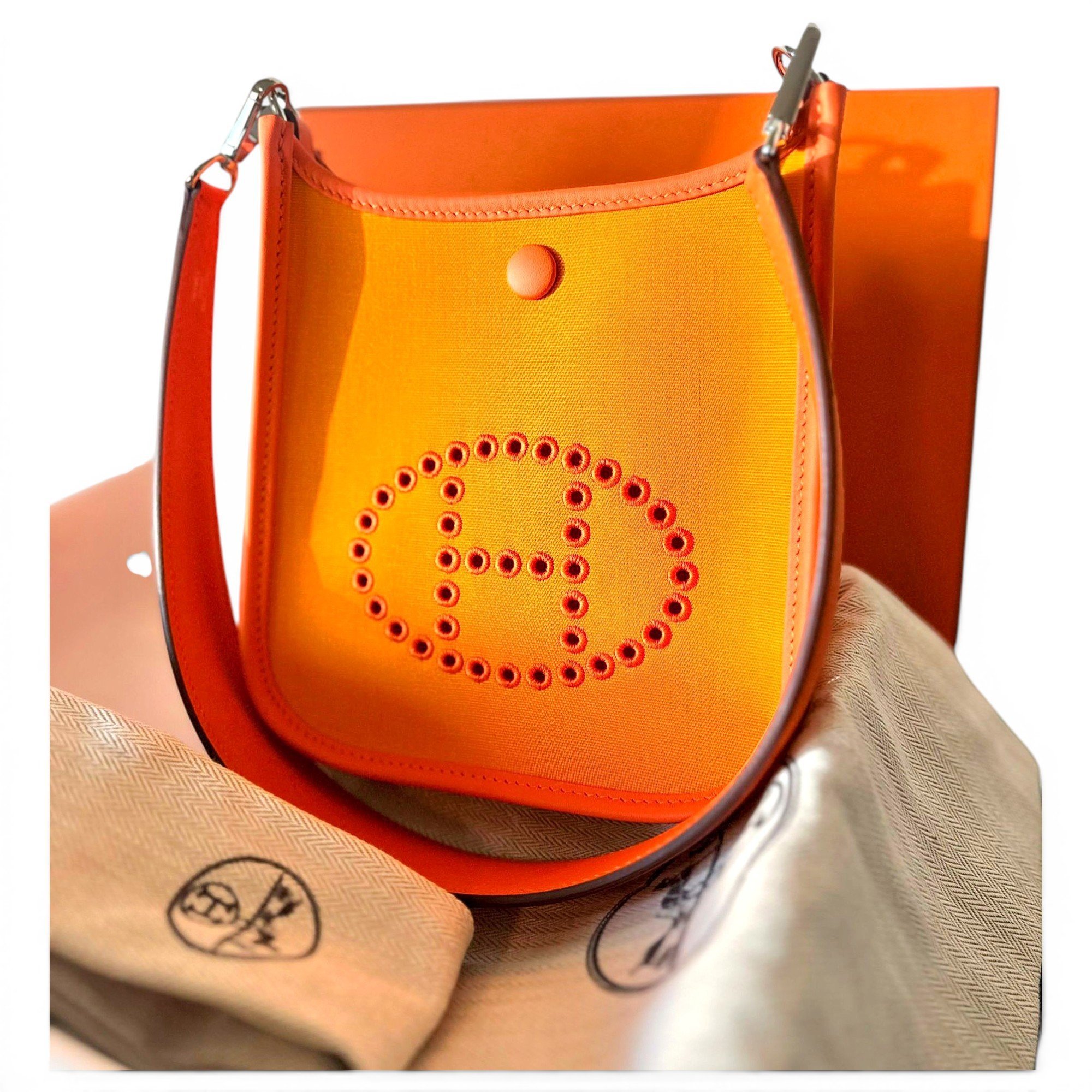 Hermes Evelyne Handbag Orange 2390