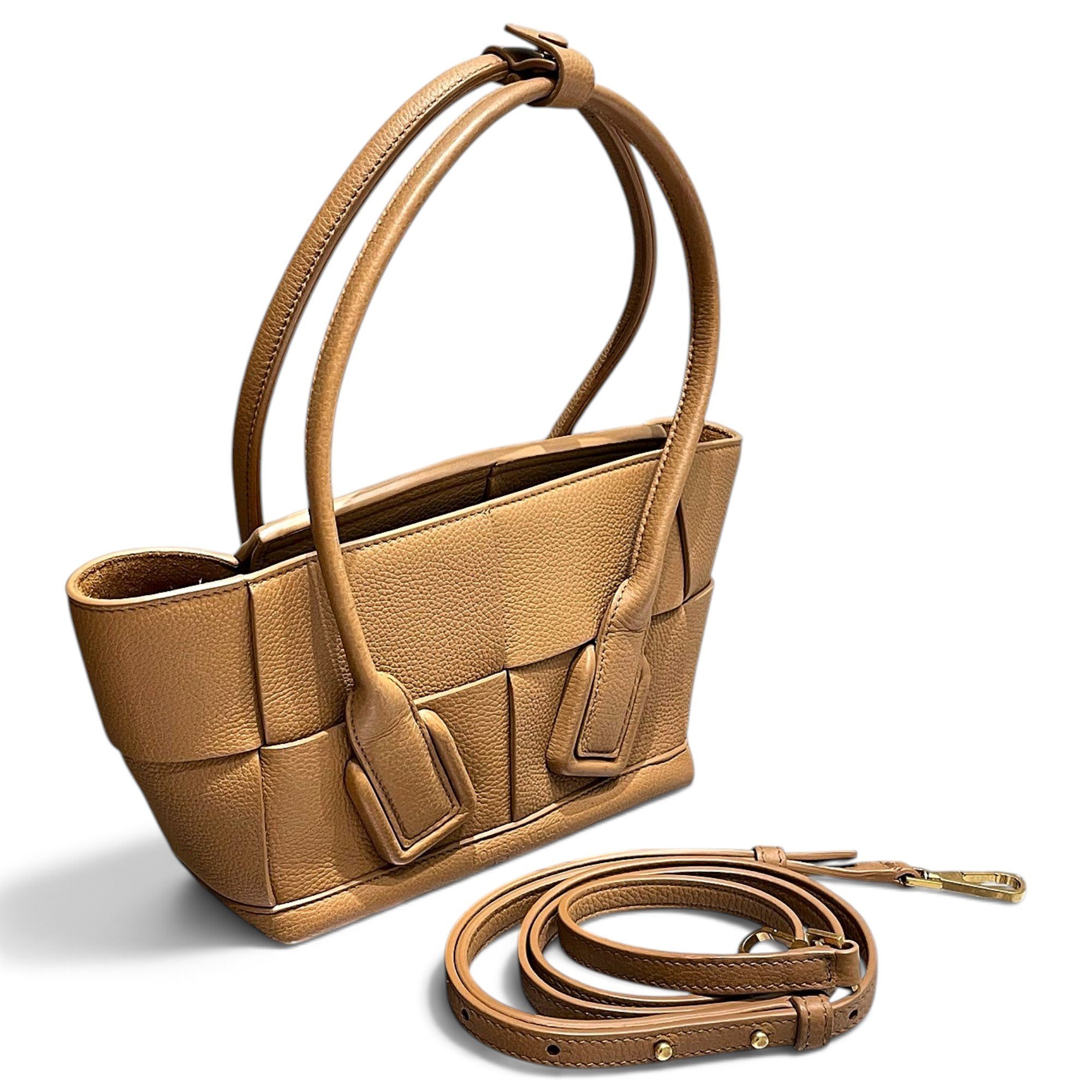 Arco leather tote