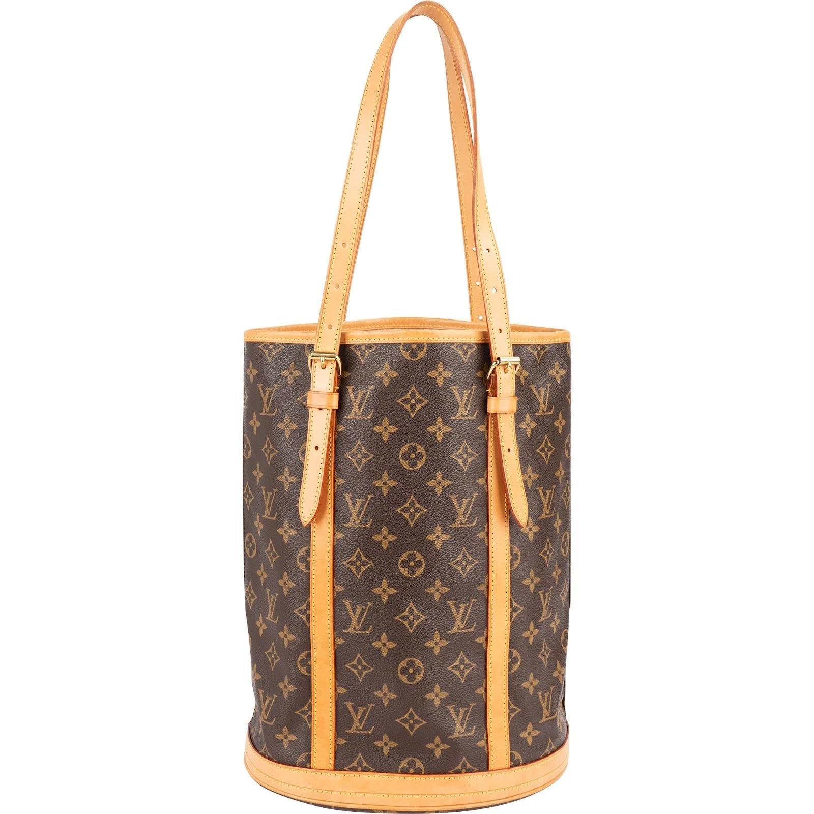 Bucket leather handbag