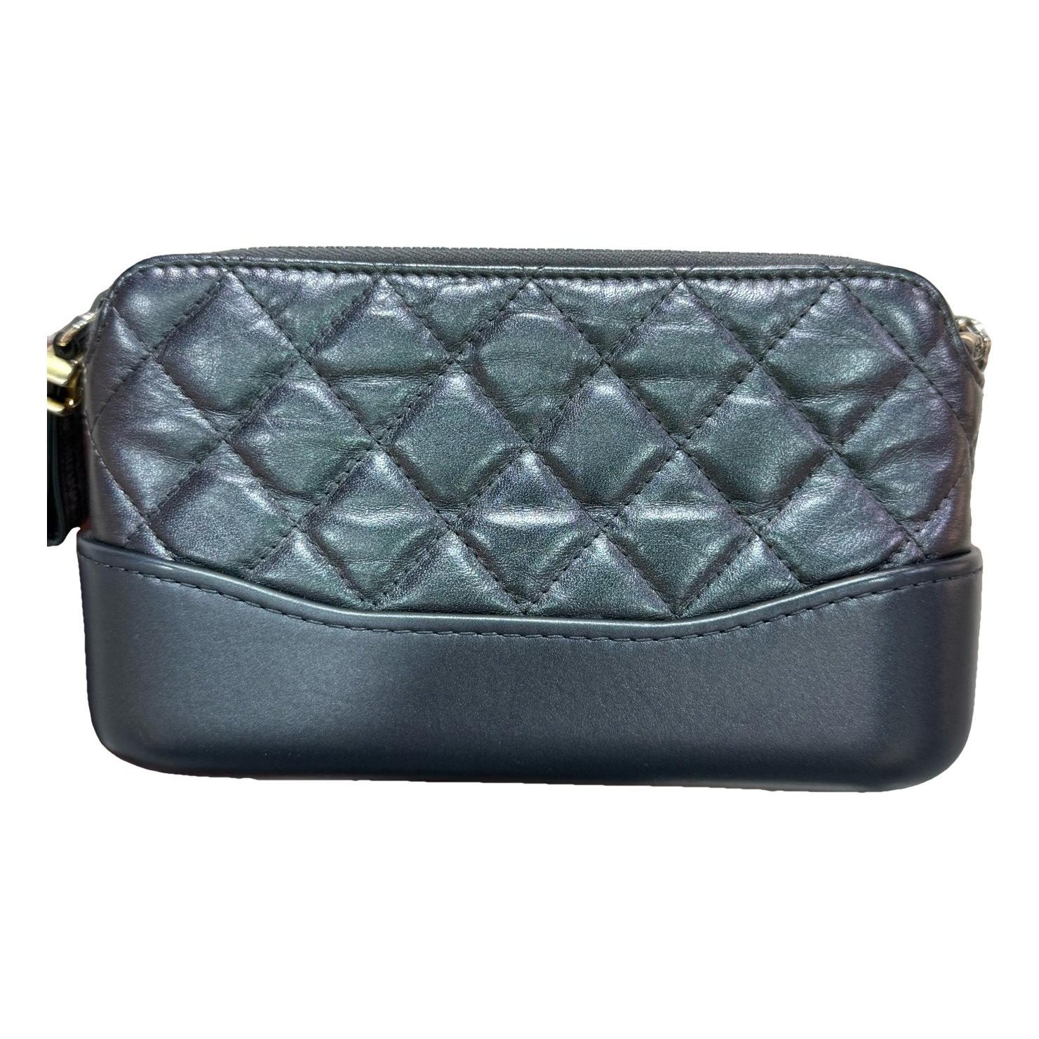 Wallet On Chain Gabrielle leather crossbody bag