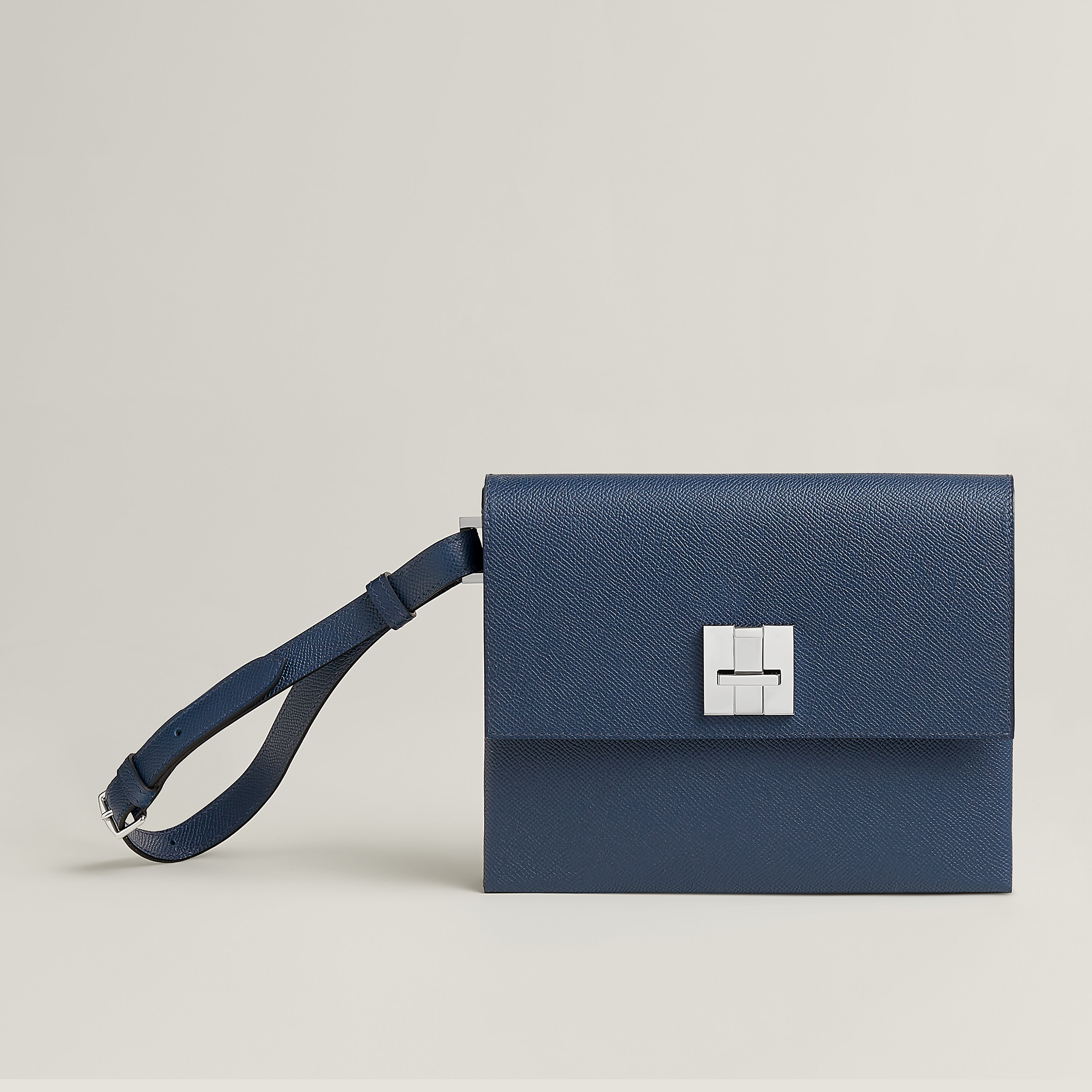 Tout en Carre pouch