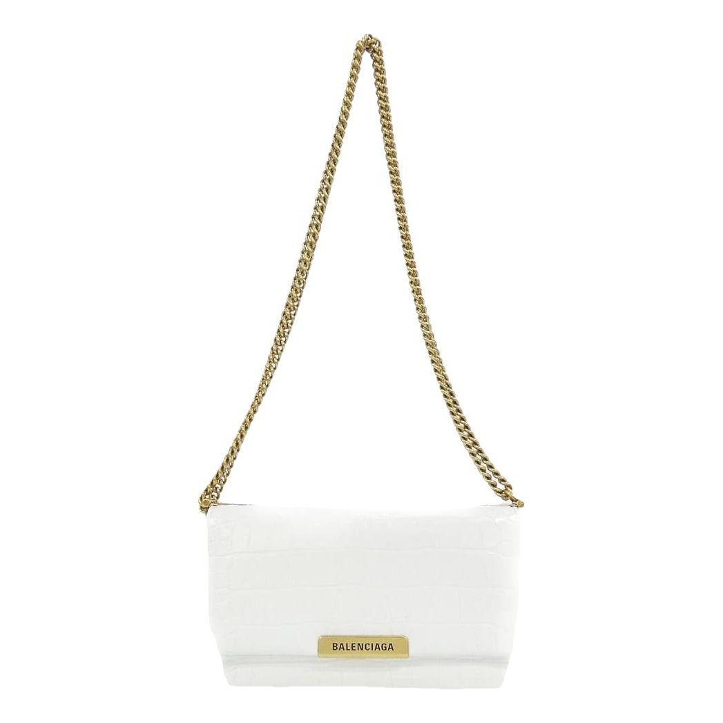 Hardware leather handbag