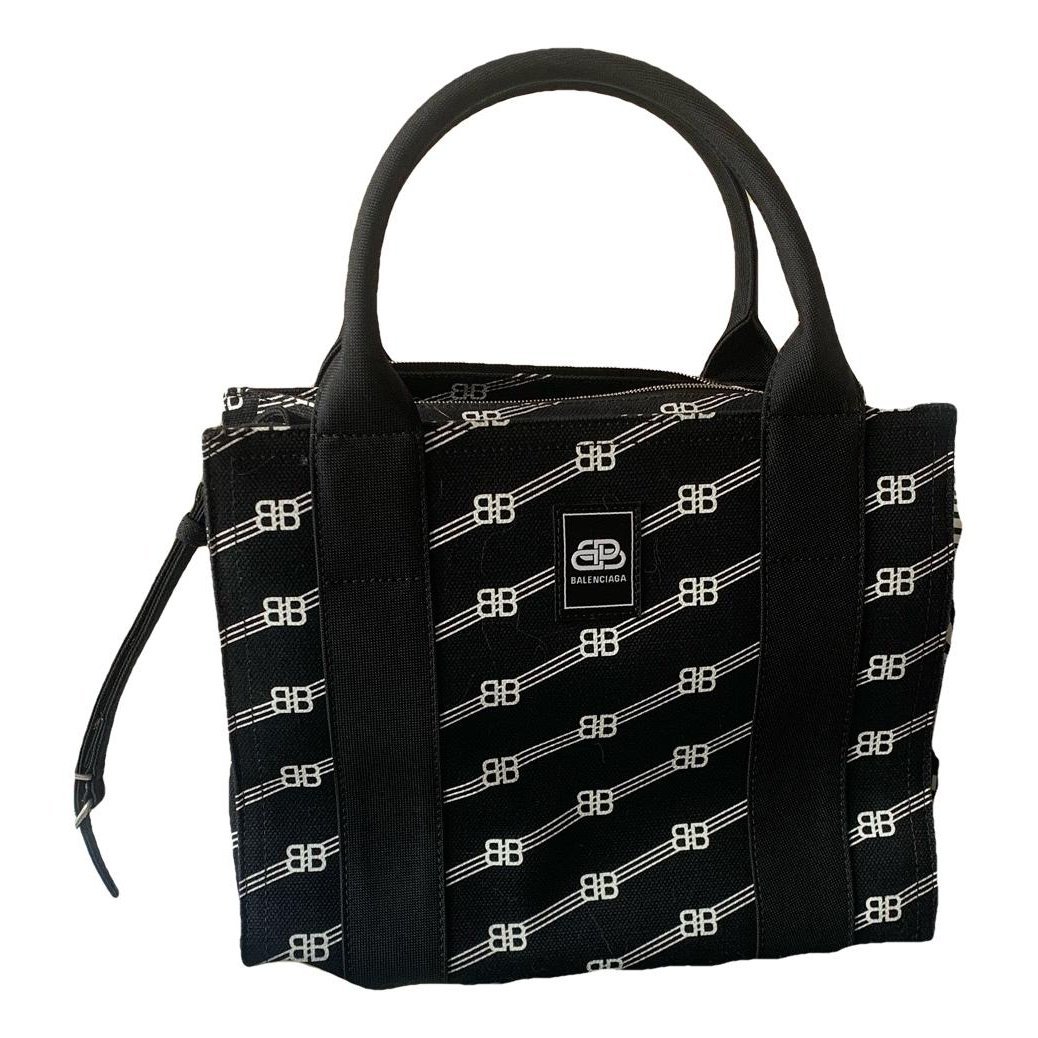 Hardware cloth handbag