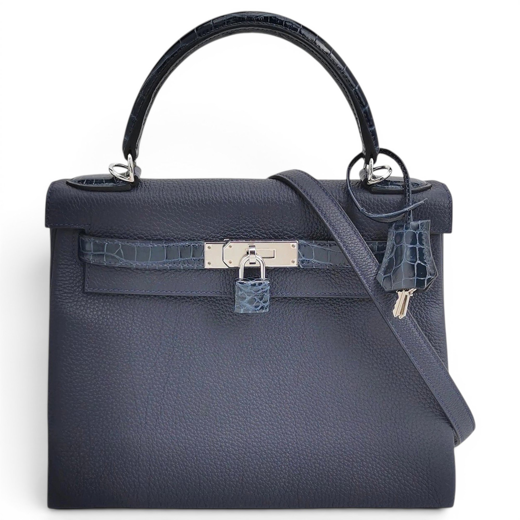 Kelly 28 leather handbag