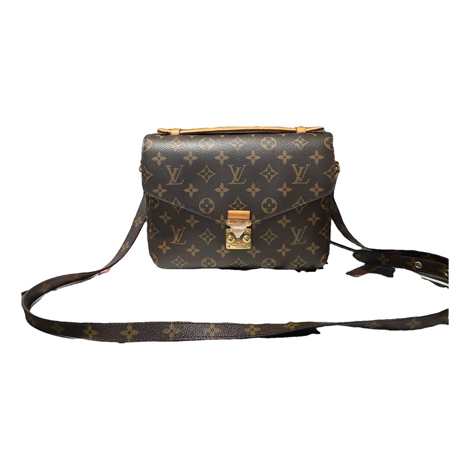 Metis leather handbag