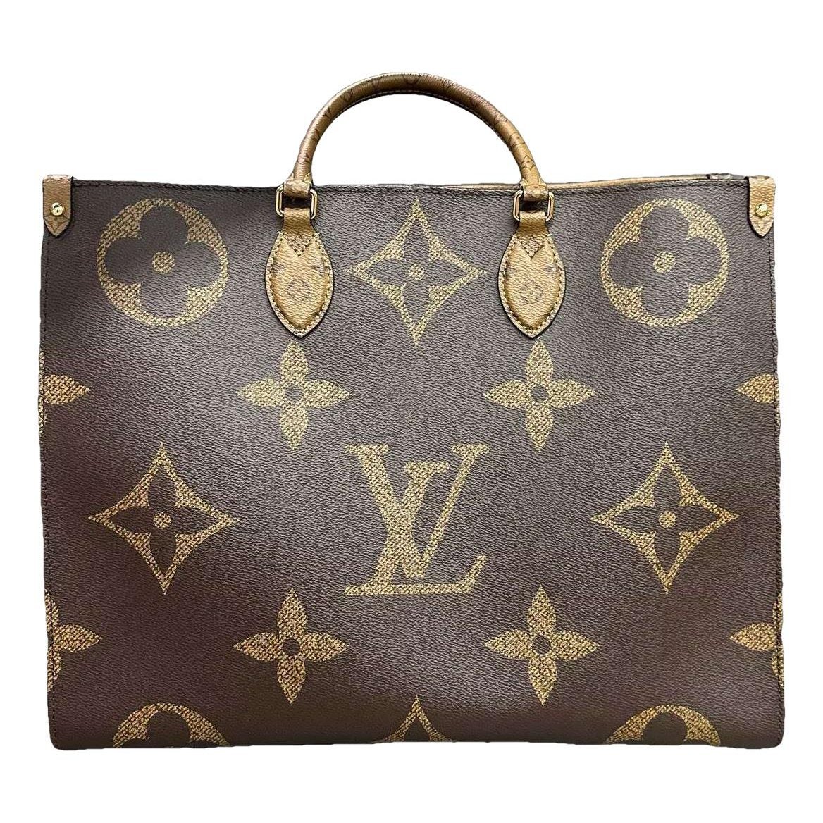 Onthego leather handbag