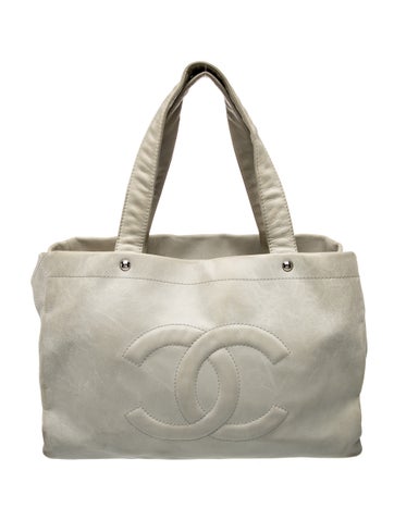 Timeless Caviar Tote