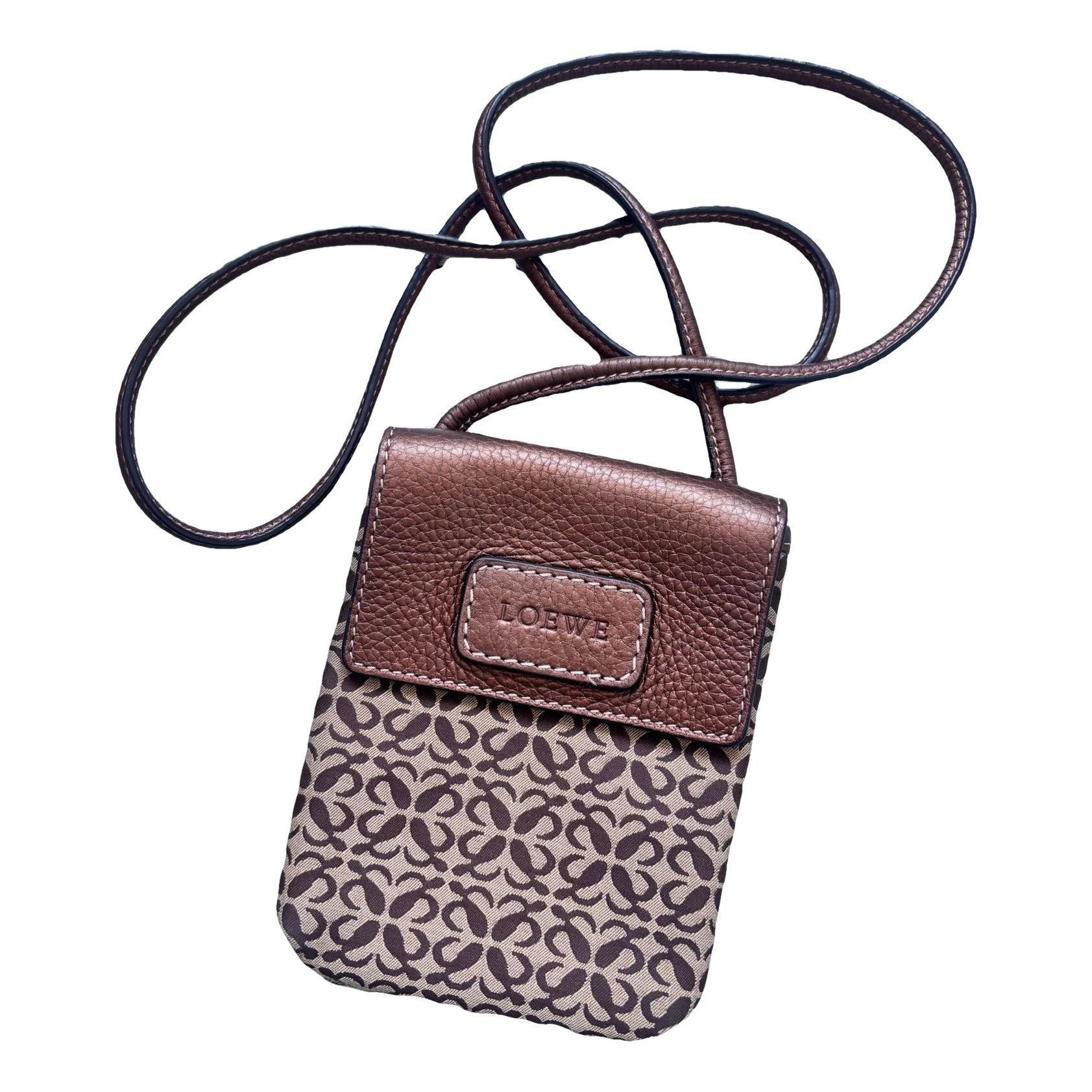 Cloth crossbody bag
