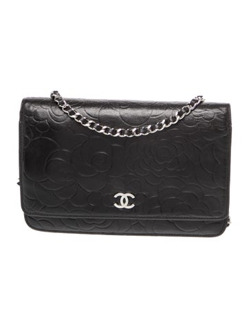 Camellia Embossed Wallet on Chain
