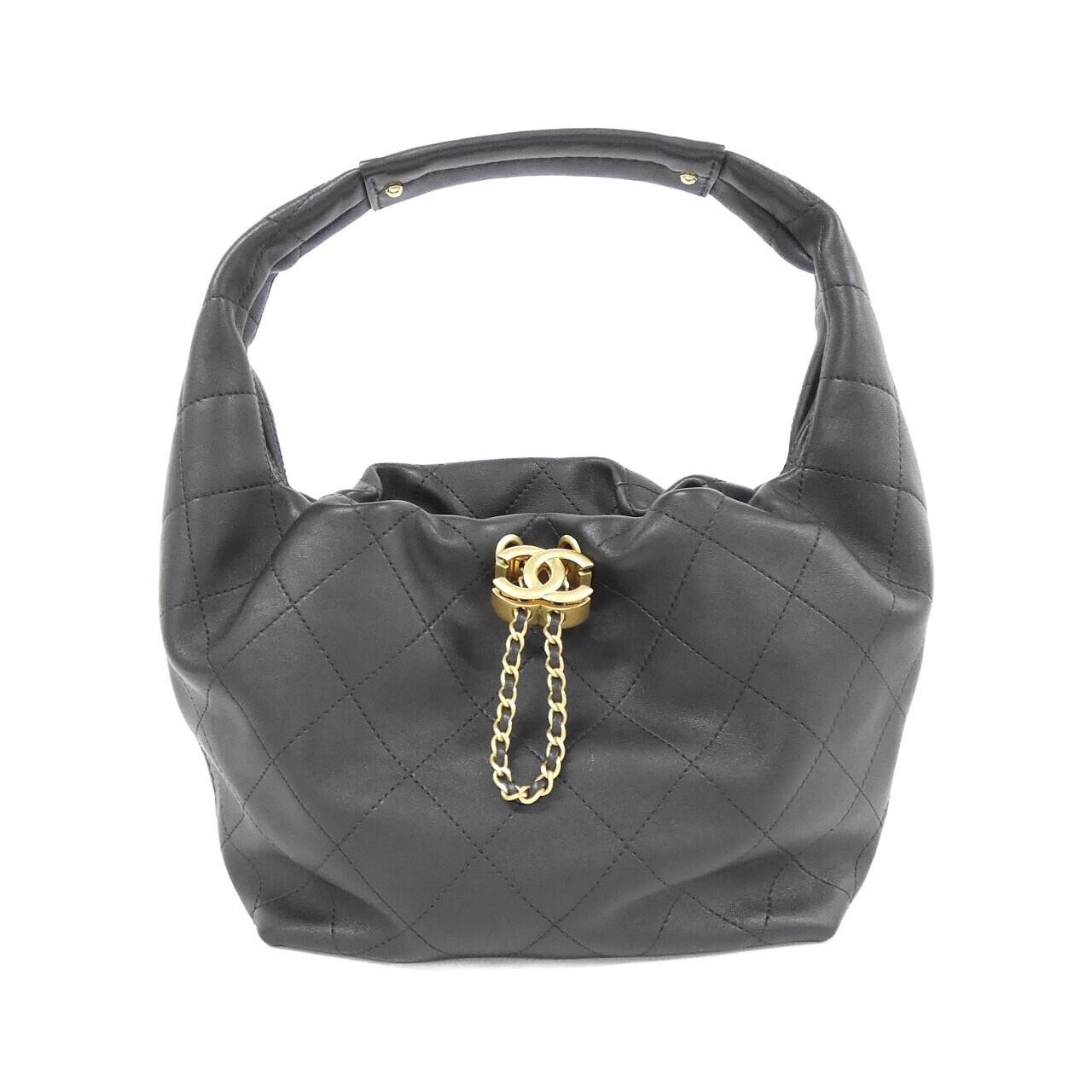 Chanel AS5976 Shoulder Bag
