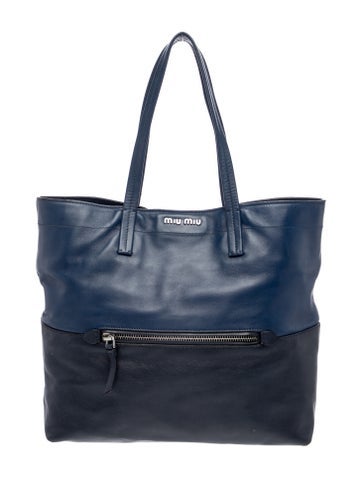 Signature Tote