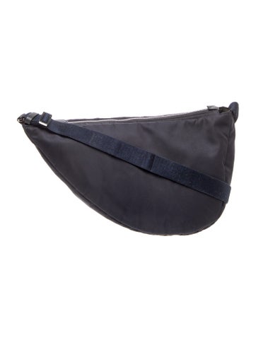 Signature Slouchy Banana Small