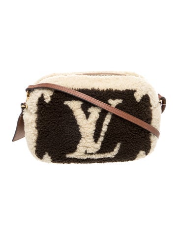 Monogram Giant Monogram Giant Teddy Beach