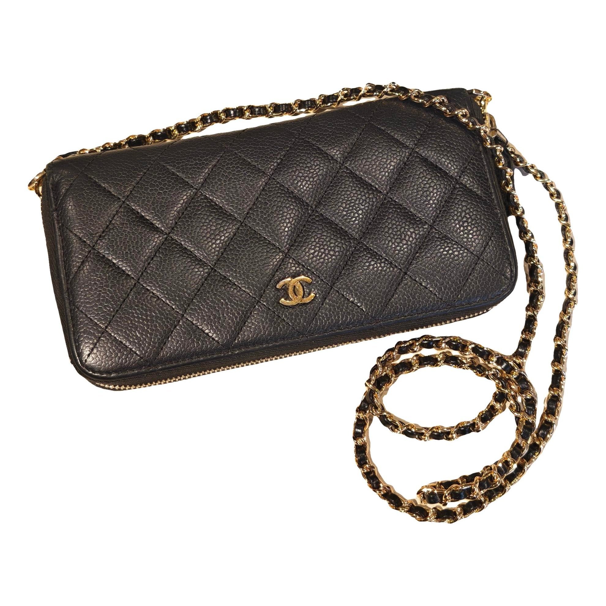 Wallet On Chain Timeless/Classique leather crossbody bag