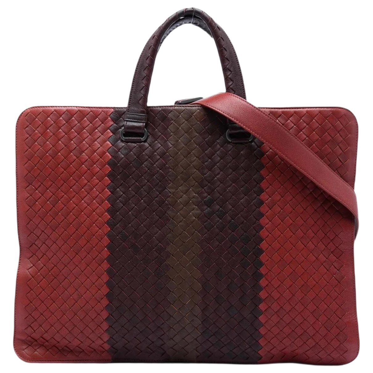 Veneta leather handbag