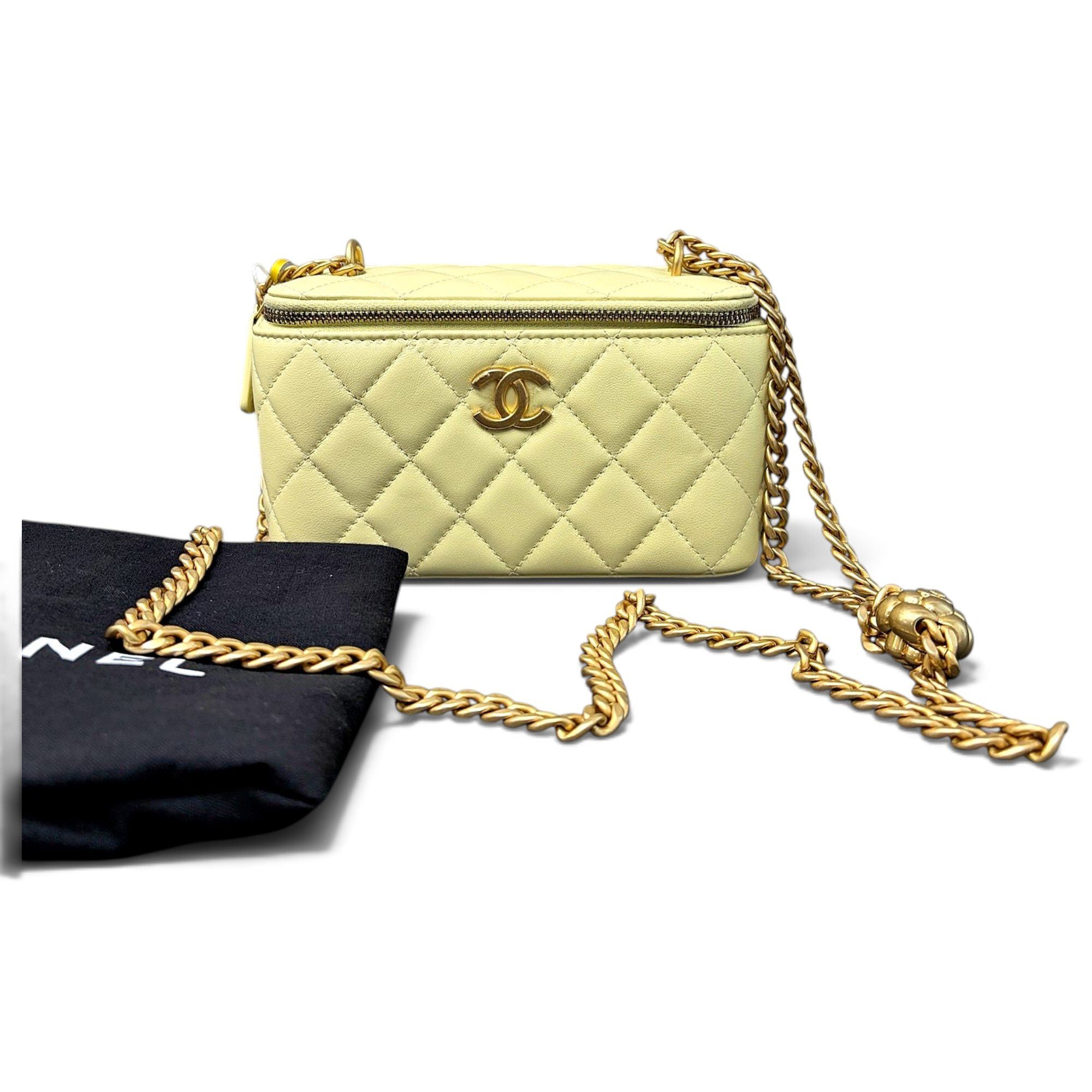 Trendy CC Vanity leather handbag
