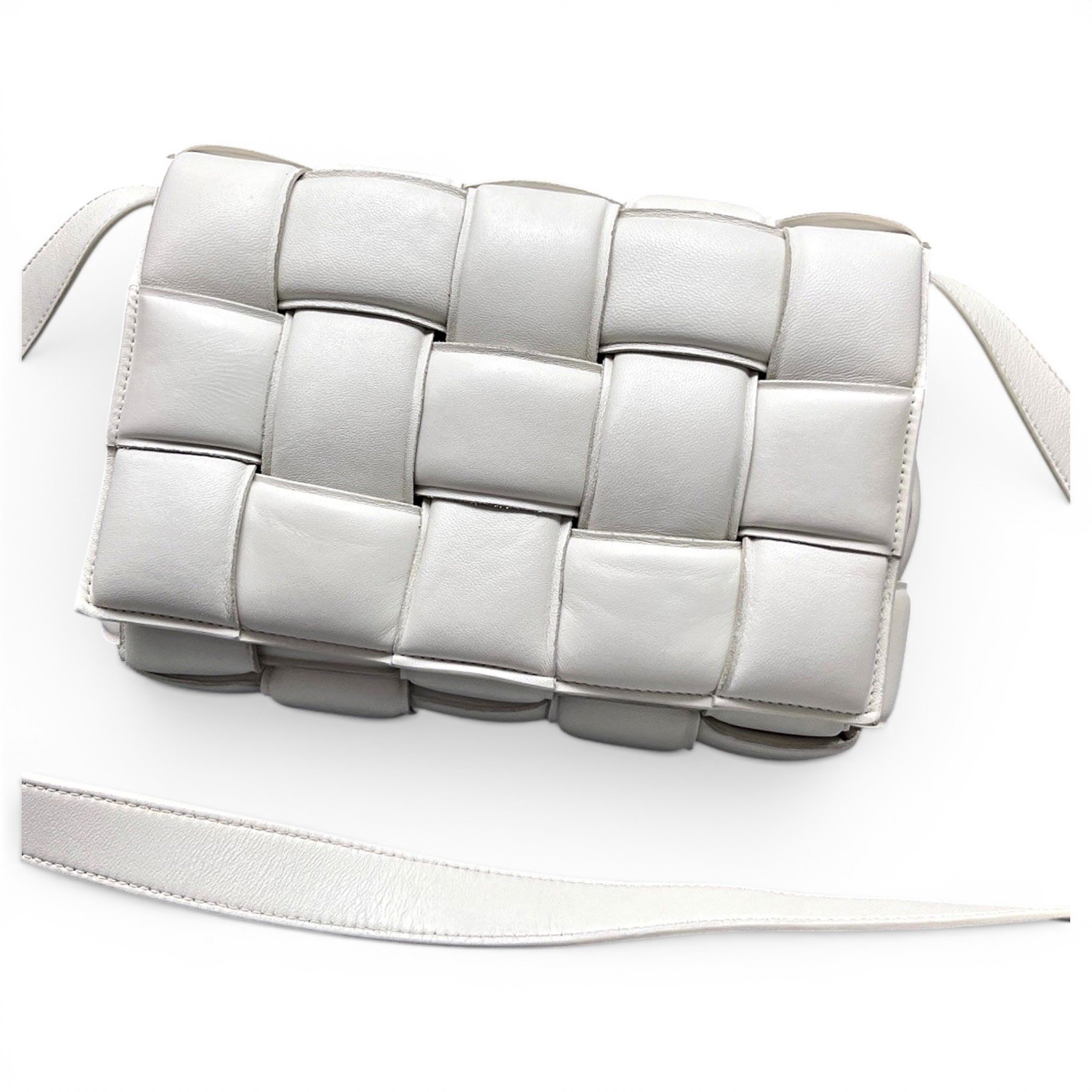 Cassette leather handbag