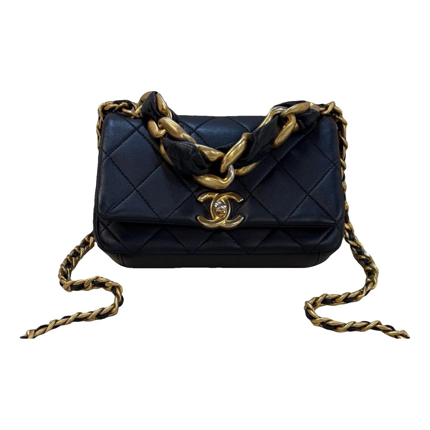 Chanel 19 leather bag