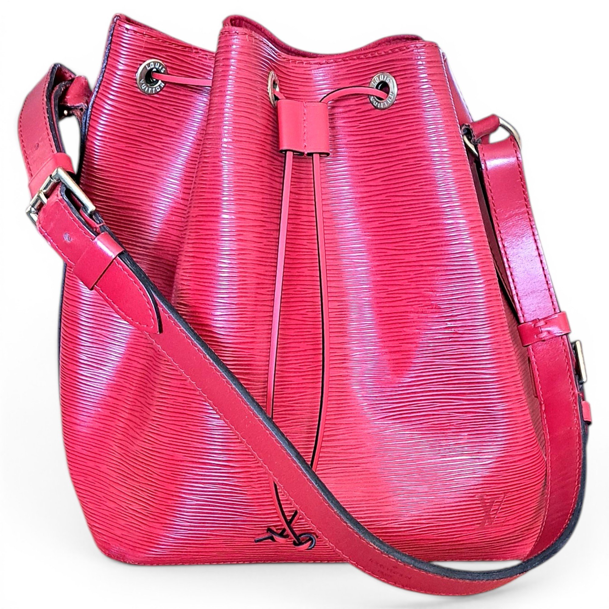 Noé leather handbag