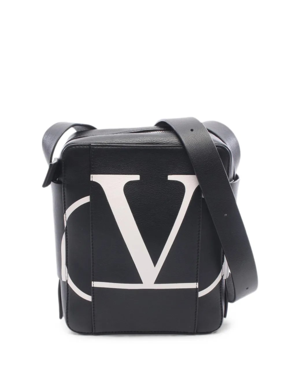 2010s VLogo leather messenger bag