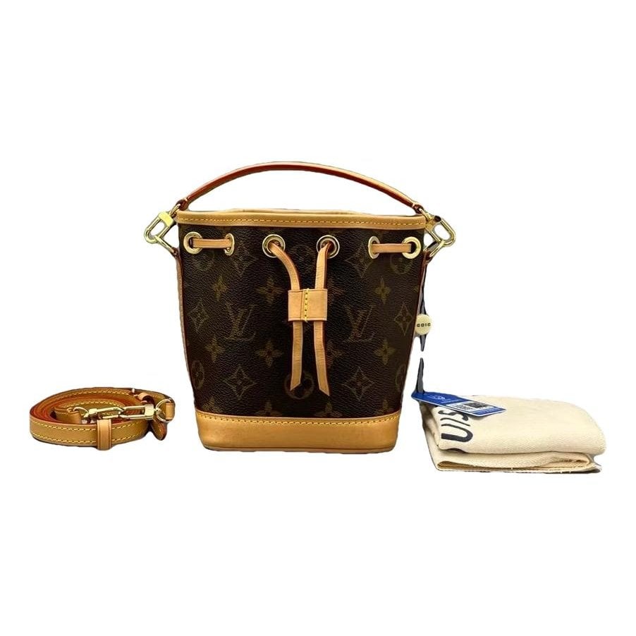 Patent leather handbag