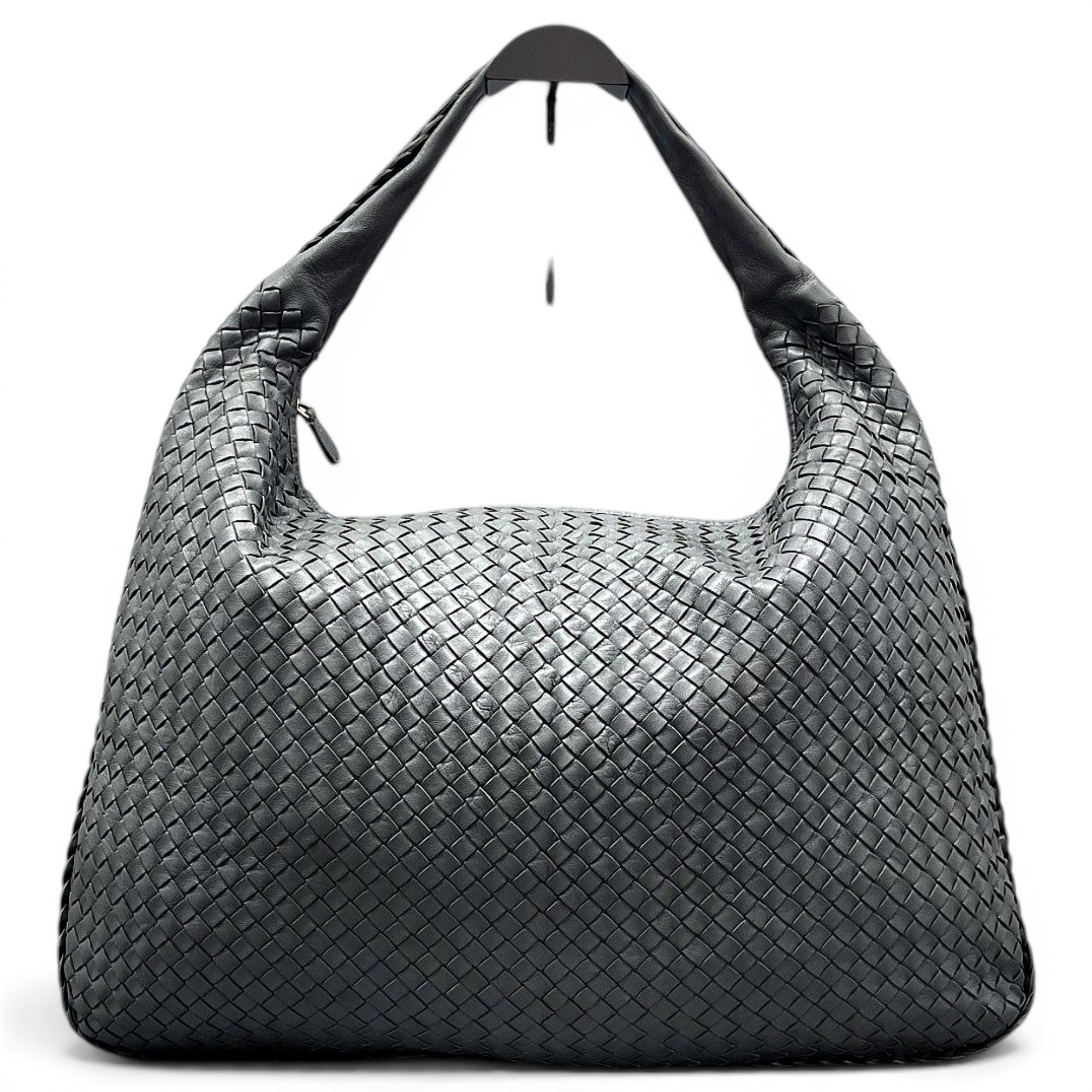 Veneta leather handbag
