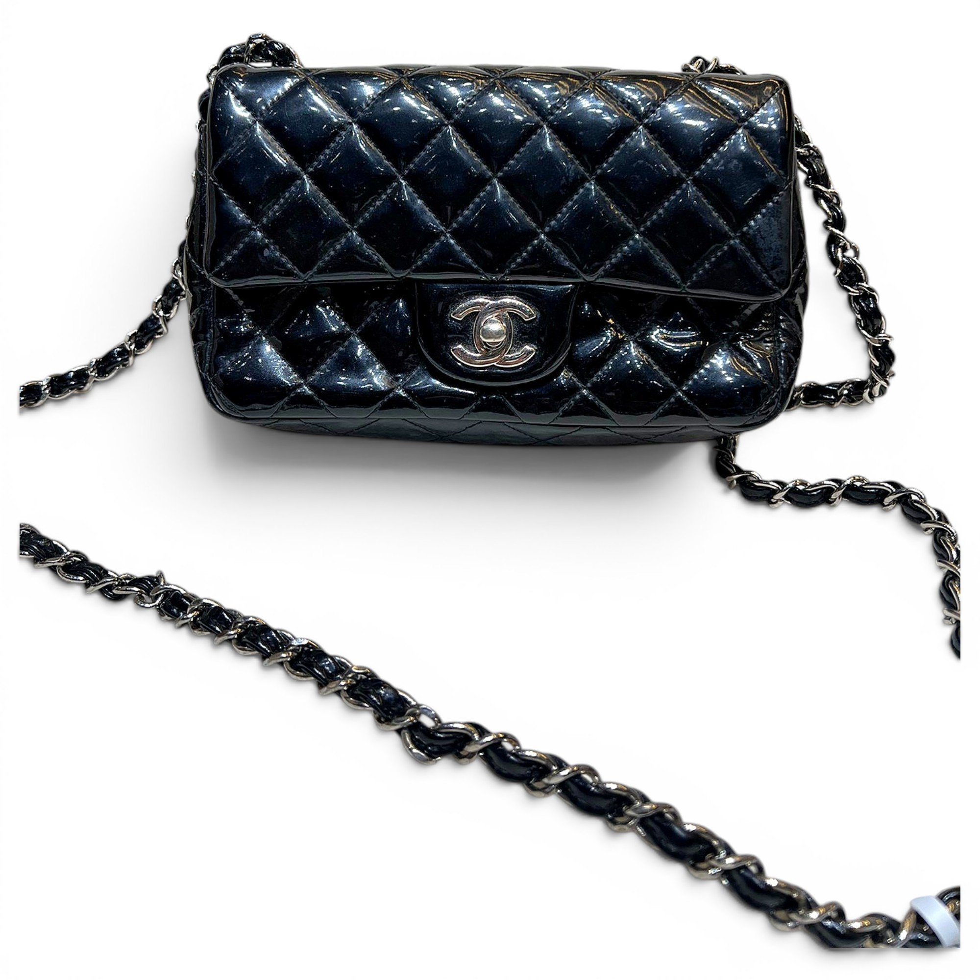 Timeless/Classique patent leather crossbody bag