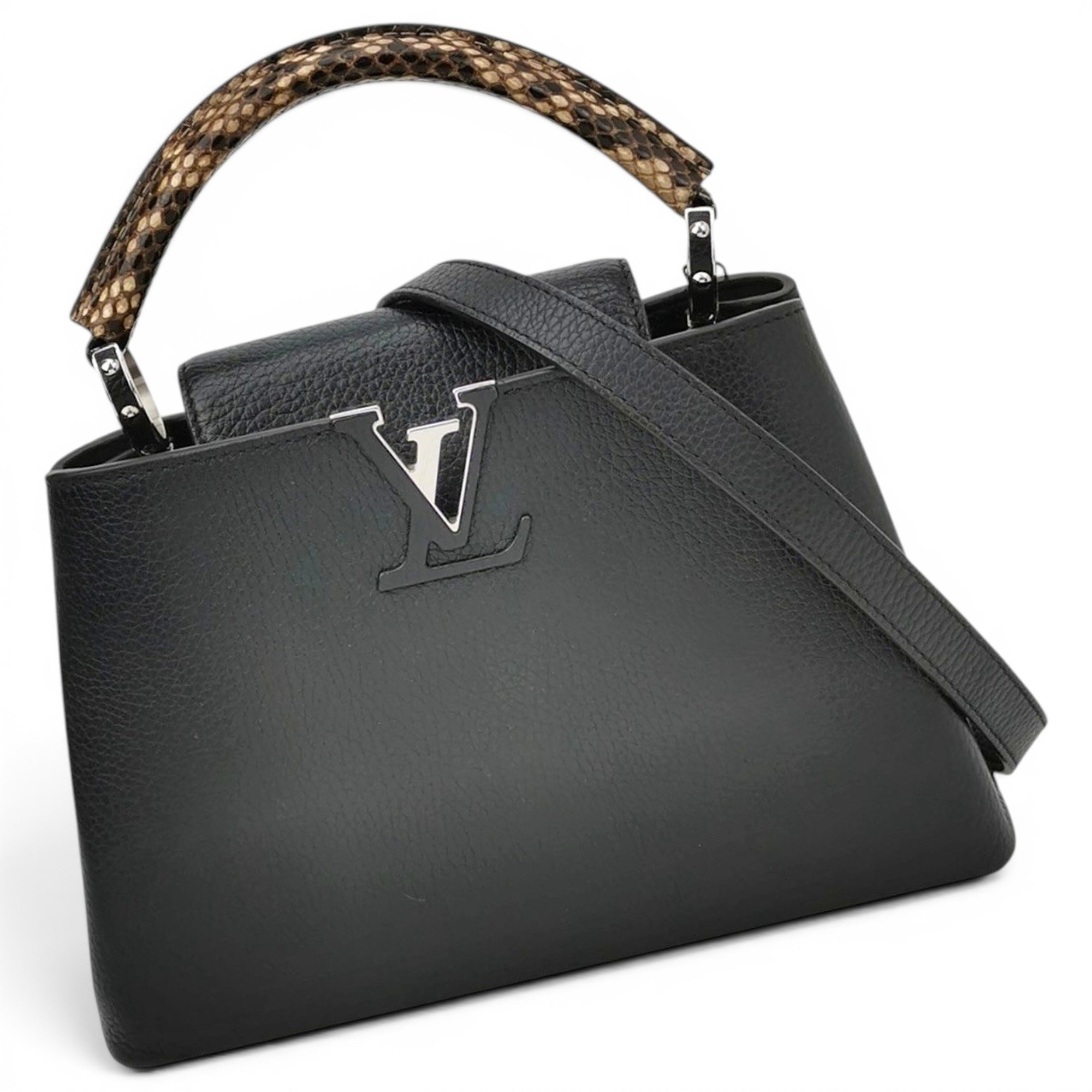 Capucines leather handbag