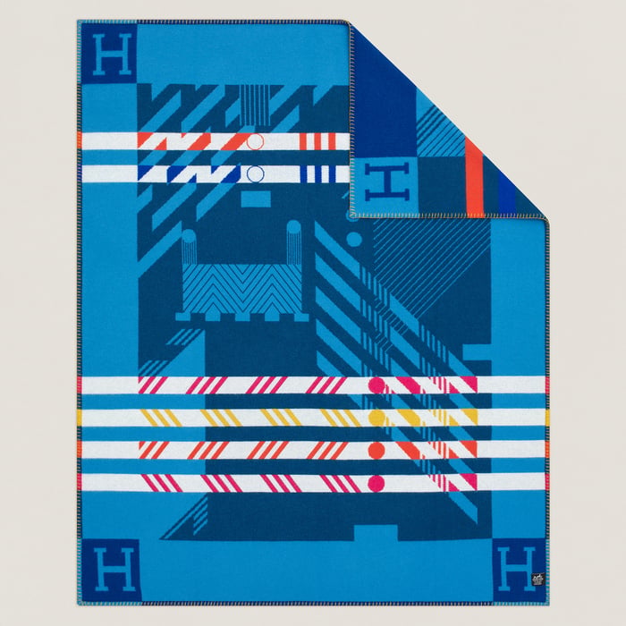 Avalon Jump'H Blanket